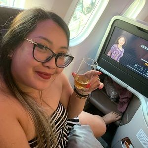 Meet your Posher, Divina